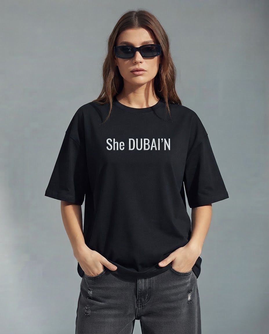 THE DUBAI LADY STATEMENT TEE